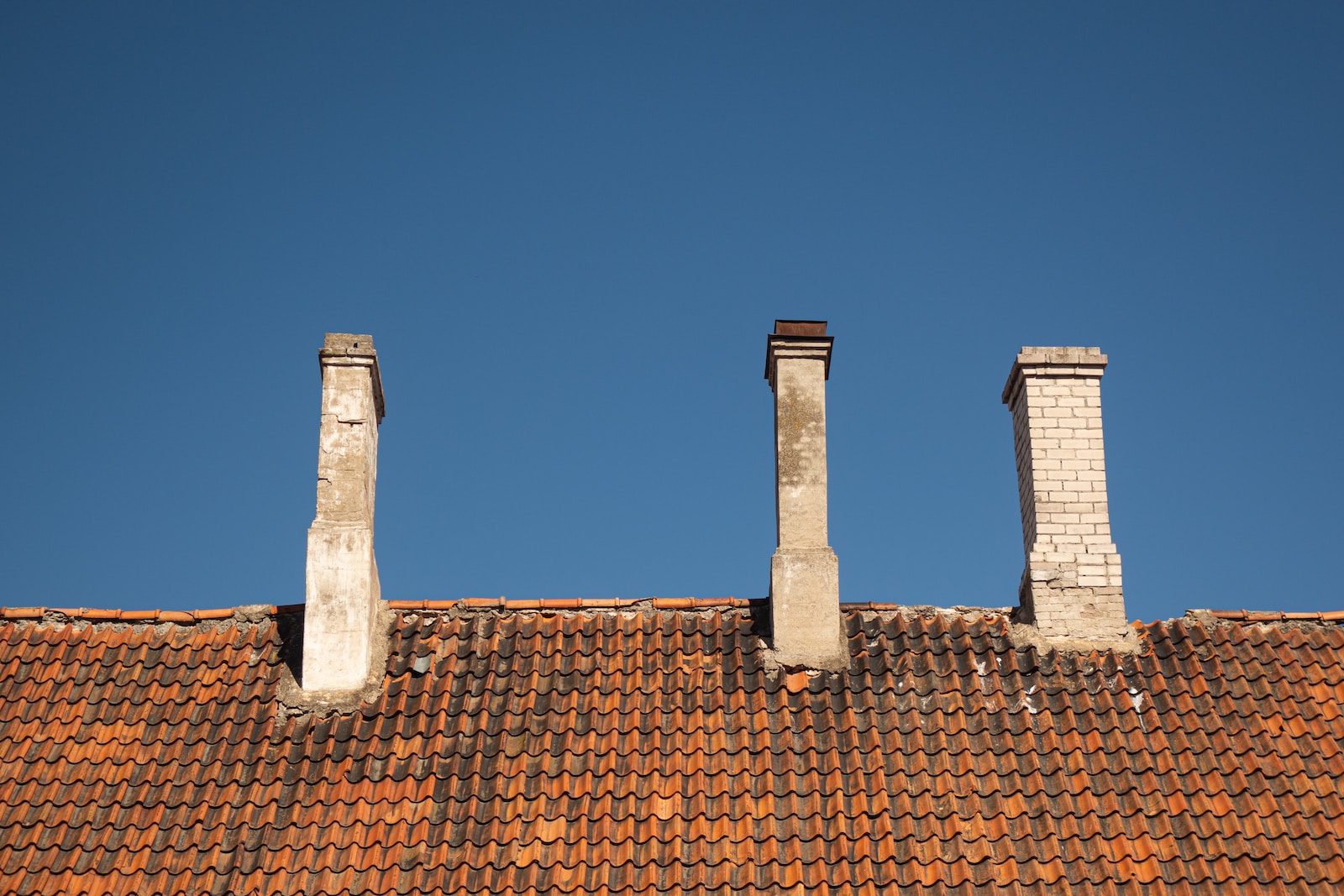 Crafting Your Roof: DIY Tips for Shingle Installation